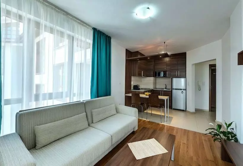 Fotos del hotel Belvedere Holiday Club:  11