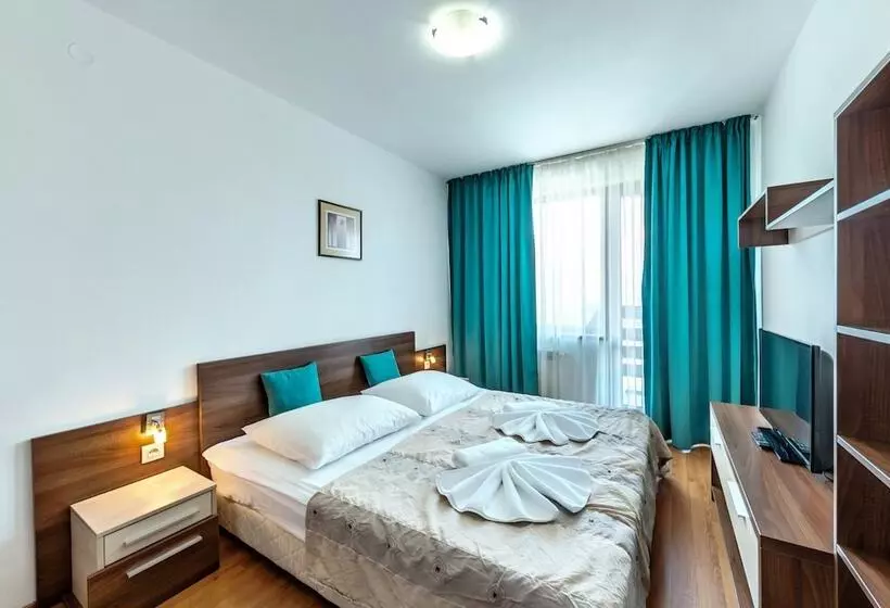 Fotos del hotel Belvedere Holiday Club:  3