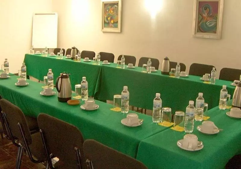 Fotos del hotel Ilebal:  3