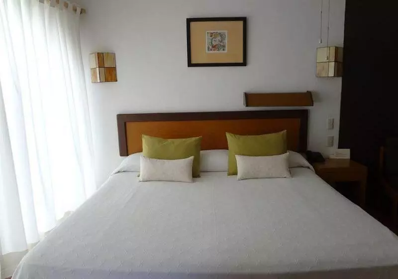 Fotos del hotel Ilebal:  15