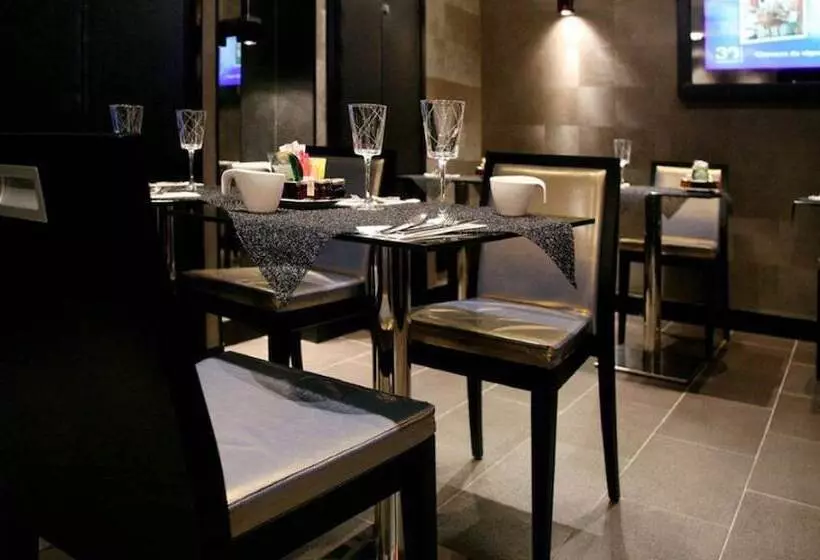 Fotos del hotel L'adresse:  3