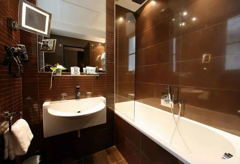 Fotos del hotel L'adresse:  5