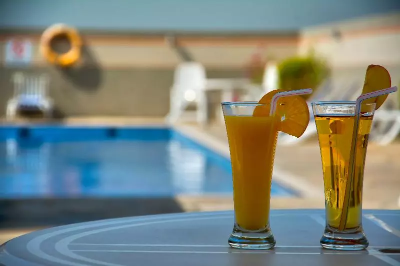 Fotos del hotel Rose Garden  Apartments  Barsha:  6