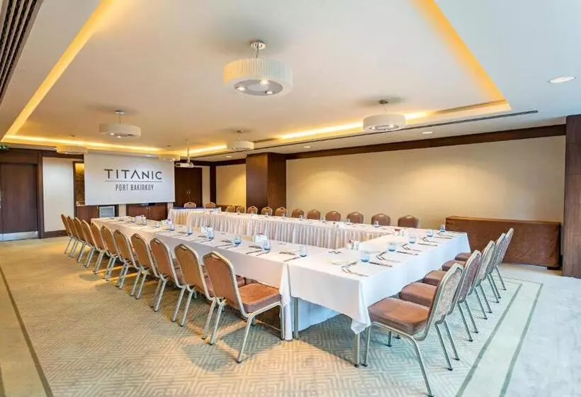 Fotos del hotel Titanic Port Bakirkoy:  26