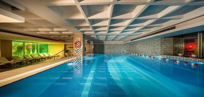 Fotos del hotel Titanic Port Bakirkoy:  12