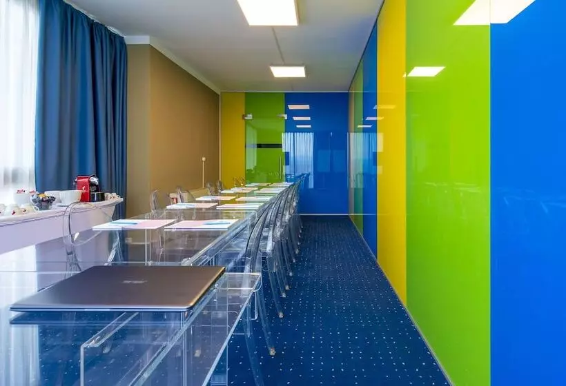 Fotos del hotel West City:  4