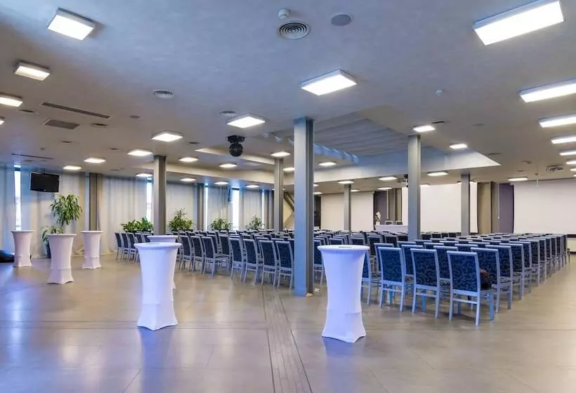 Fotos del hotel West City:  13