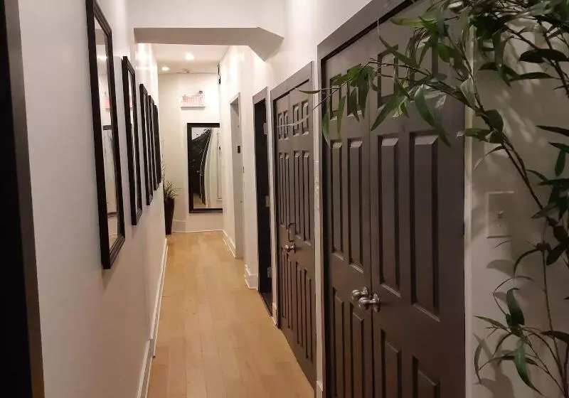 Fotos del hotel Auberge Du Carre Stlouis:  4