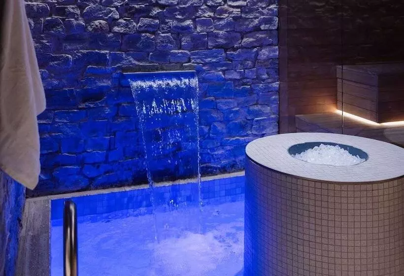 Fotos del hotel Auberge Du Carre Stlouis:  21