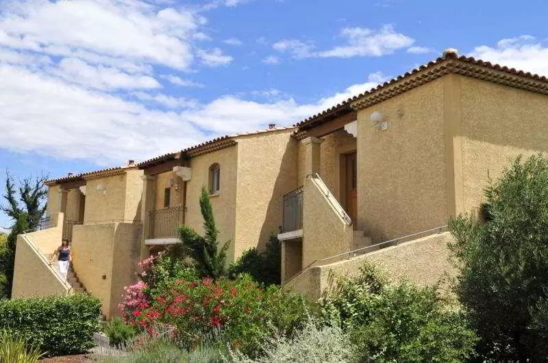 Fotos del hotel Residhotel Golf Grand Avignon:  6