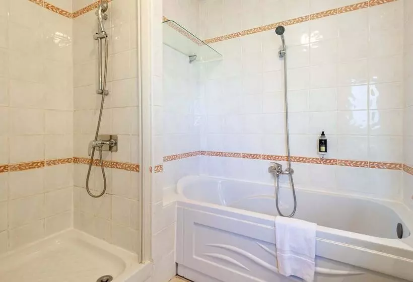 Fotos del hotel Residhotel Golf Grand Avignon:  17