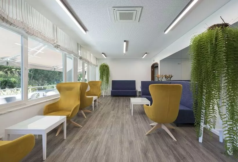 Fotos del hotel Varzinn:  3