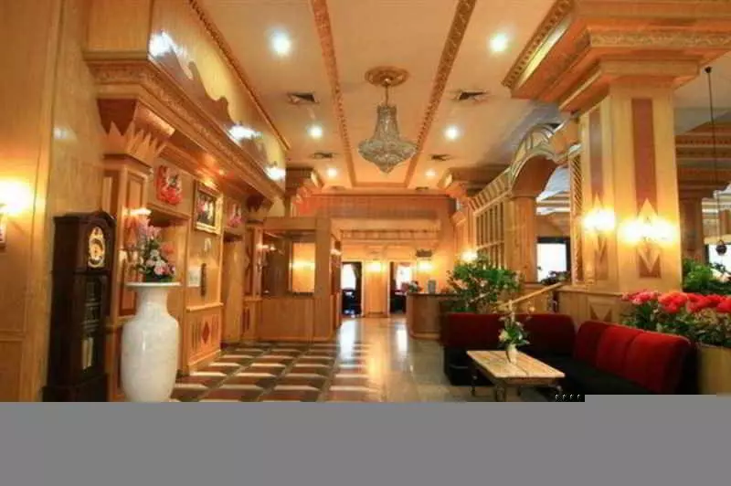 Fotos del hotel 13 Coins Ngamwongwan:  3