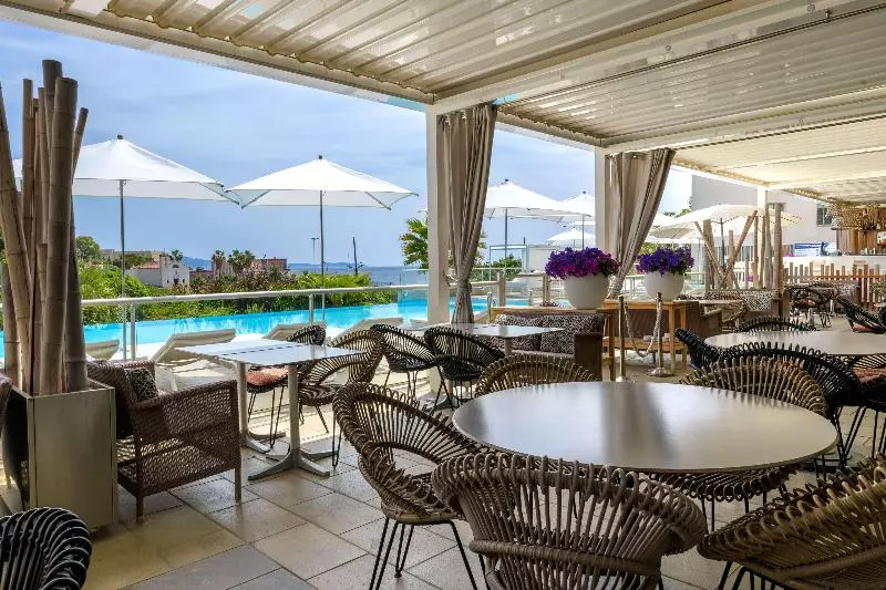 Fotos del hotel Best Western Plus Ajaccio Amirauté:  8