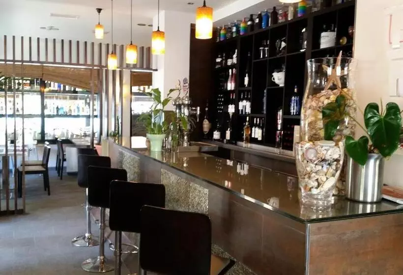 Fotos del hotel Embarcadero De Calahonda De Granada:  4