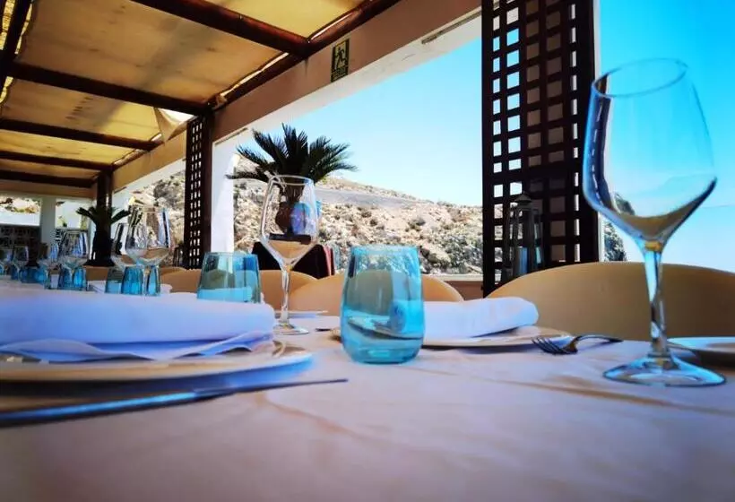 Fotos del hotel Embarcadero De Calahonda De Granada:  22