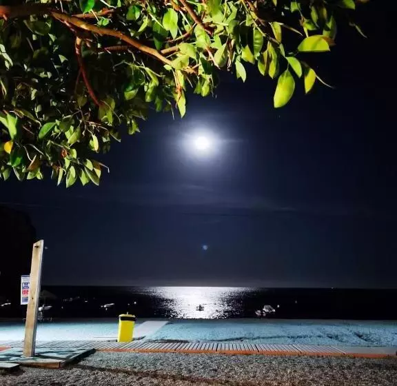 Fotos del hotel Embarcadero De Calahonda De Granada:  16