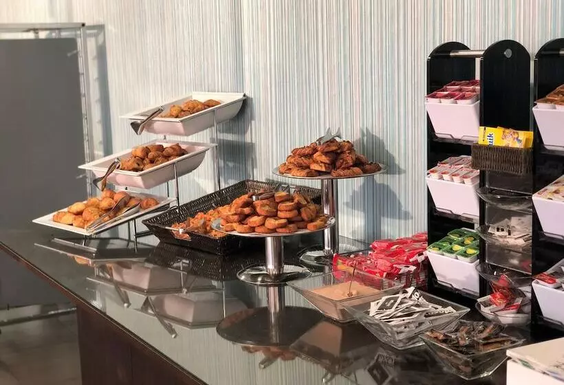 Fotos del hotel Holiday Inn Express Vitoria:  3