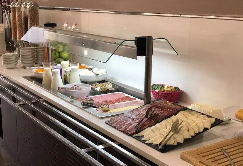 Fotos del hotel Holiday Inn Express Vitoria:  9