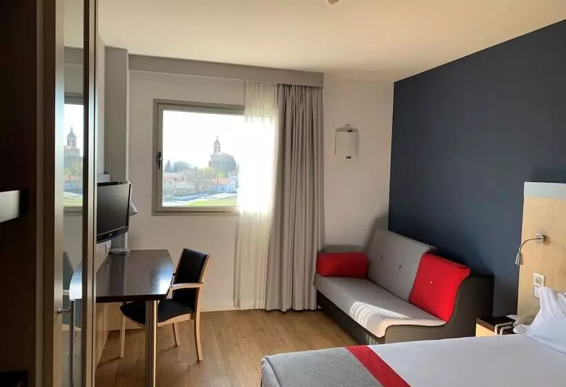 Fotos del hotel Holiday Inn Express Vitoria:  18