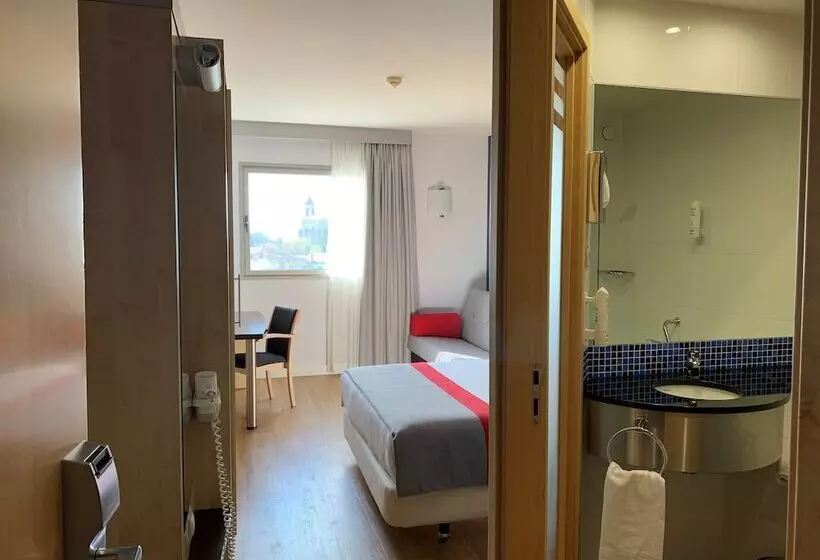 Fotos del hotel Holiday Inn Express Vitoria:  21