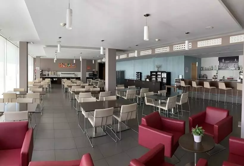 Fotos del hotel Holiday Inn Express Vitoria:  15