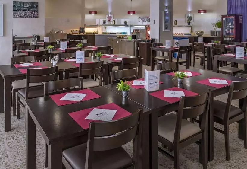 Fotos del hotel Moremar:  11