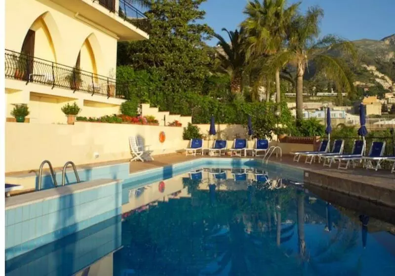 Fotos del hotel Sirius:  2