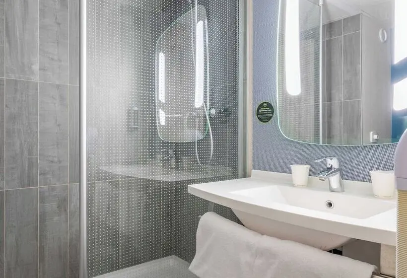Fotos del hotel Ibis Marseille Bonneveine Calanques Plages:  8