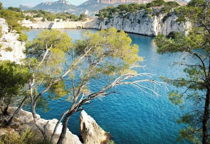 Fotos del hotel Ibis Marseille Bonneveine Calanques Plages:  9