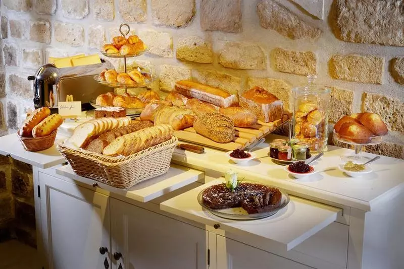 Fotos del hotel Le Relais Montmartre:  7