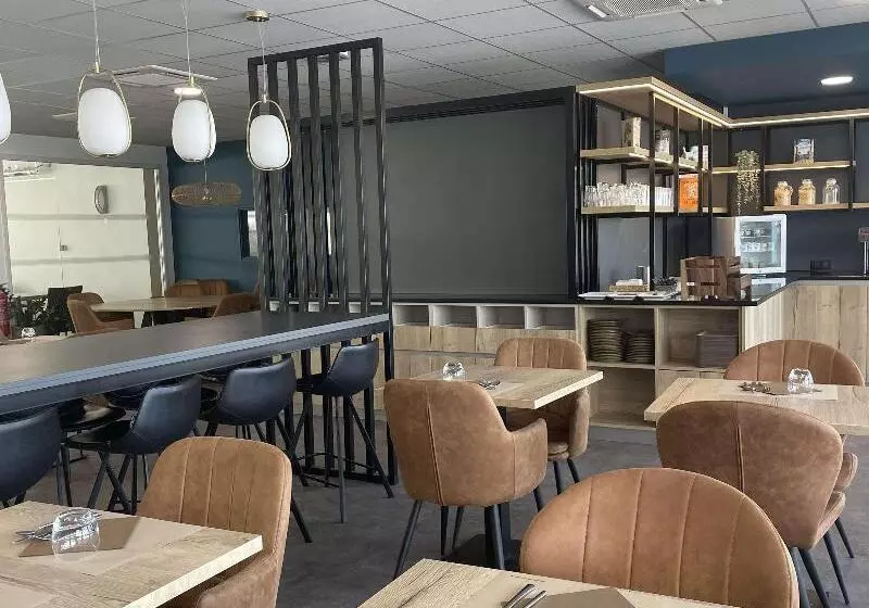 Fotos del hotel Kyriad Prestige Montpellier Ouest  Croix D Argent  A709:  6