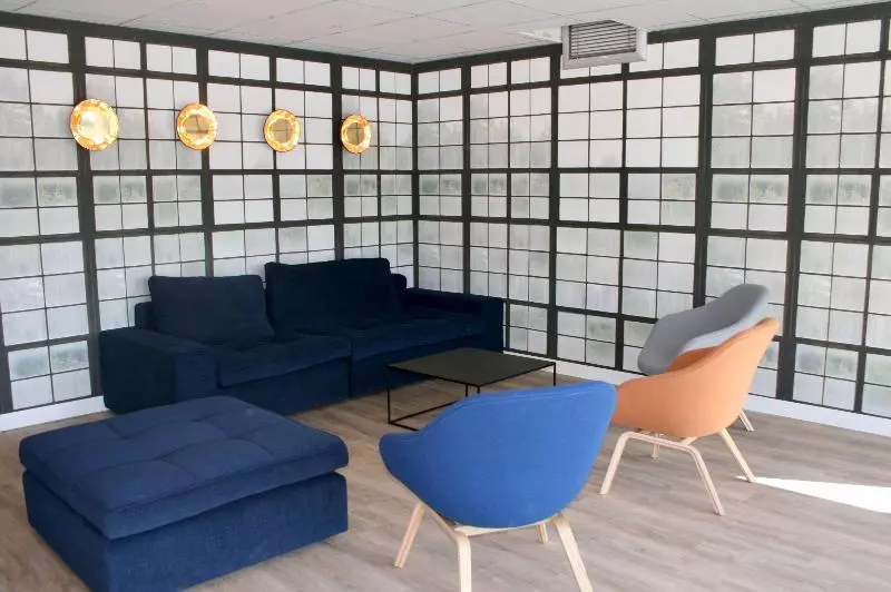 Kyriad Prestige Montpellier Ouest  Croix D Argent  A709