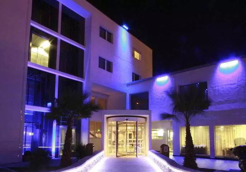 Fotos del hotel Kyriad Prestige Montpellier Ouest  Croix D Argent  A709:  21