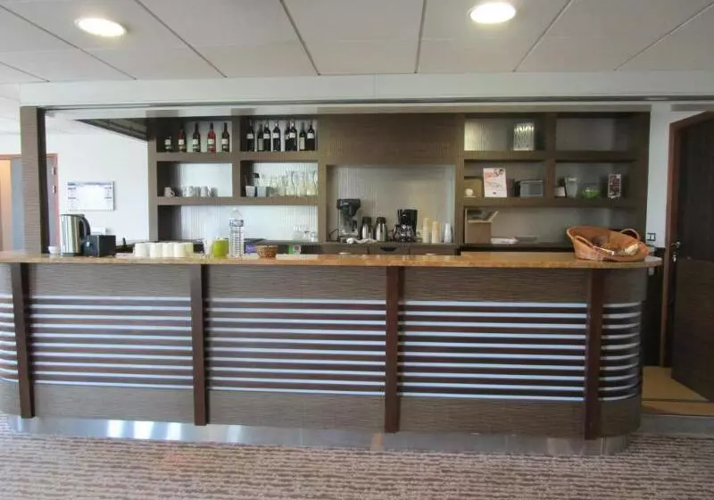 Fotos del hotel Kyriad Prestige Montpellier Ouest  Croix D Argent  A709:  13