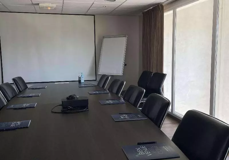 Fotos del hotel Kyriad Prestige Montpellier Ouest  Croix D Argent  A709:  24