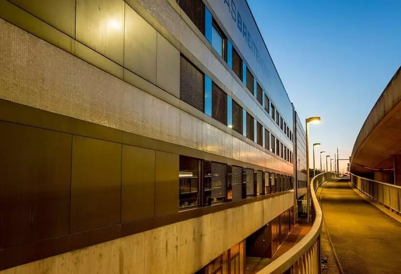 Fotos del hotel Dasbreitehotel Am Rhein:  7