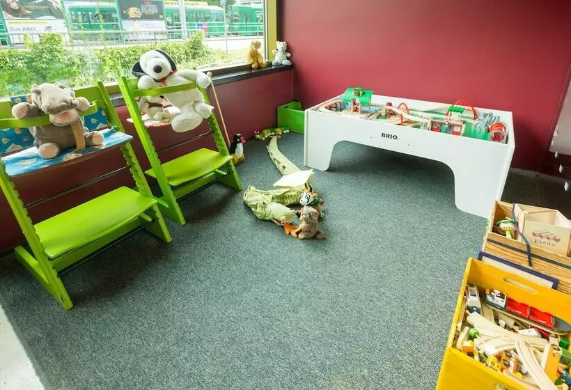 Fotos del hotel Dasbreitehotel Am Rhein:  2