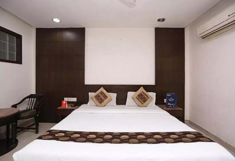 Fotos del hotel Grand Peepal:  18