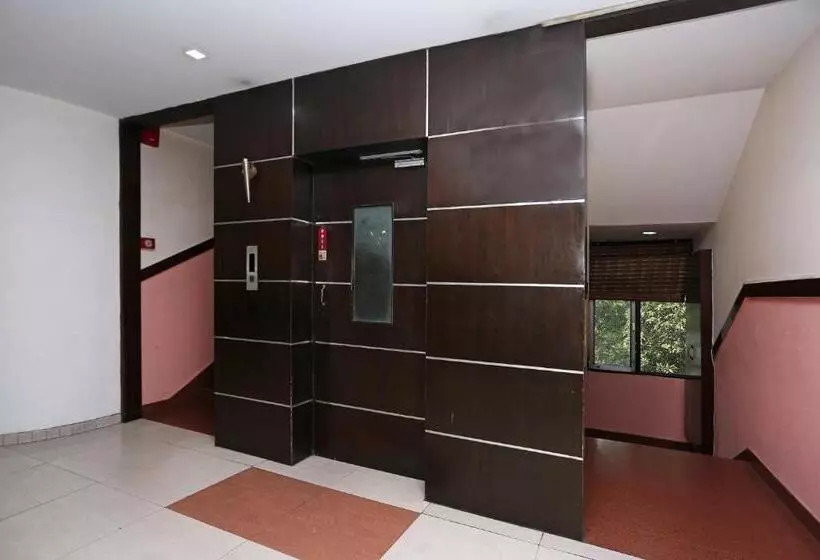 Fotos del hotel Grand Peepal:  17