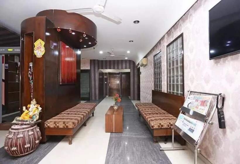 Fotos del hotel Grand Peepal:  13