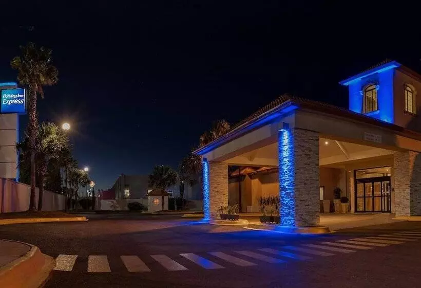 Fotos del hotel Holiday Inn Express Chihuahua, An Ihg:  8