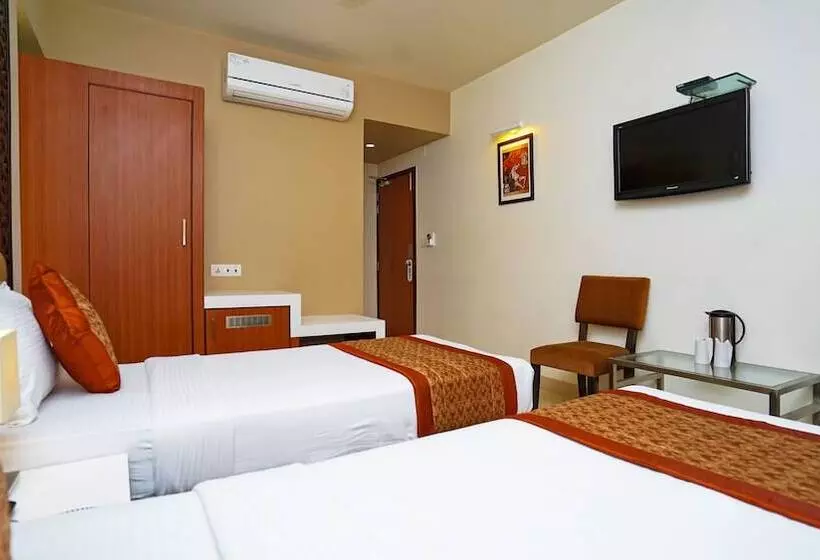 Fotos del hotel Pooja Palace:  22