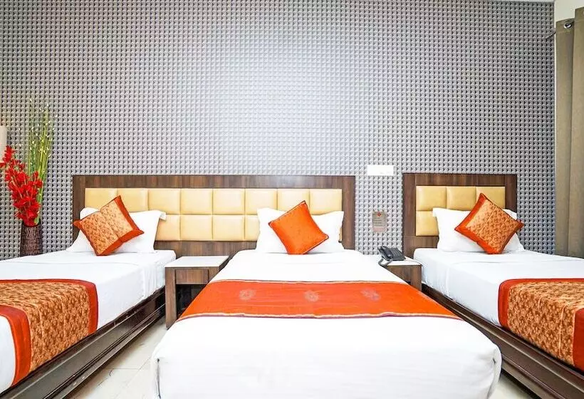 Fotos del hotel Pooja Palace:  23