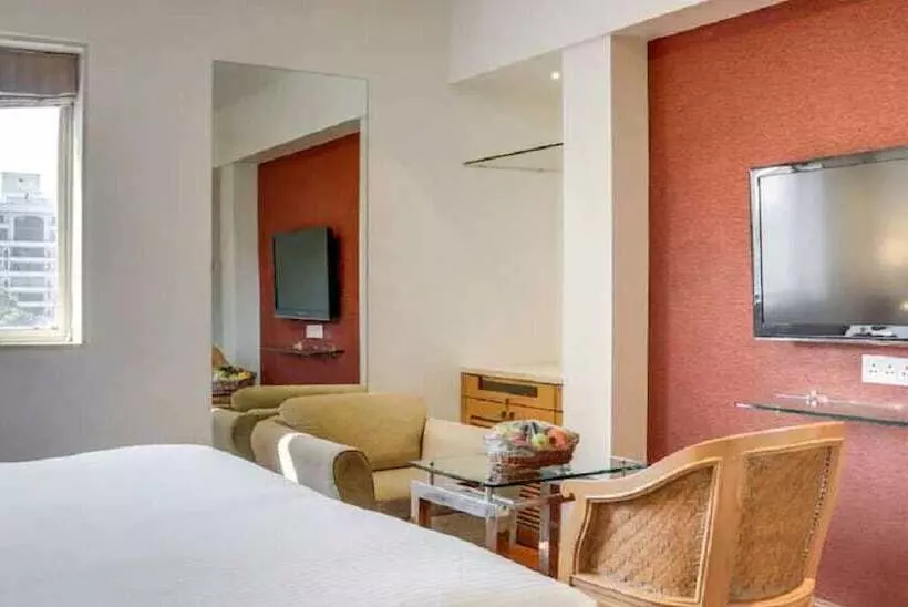 Fotos del hotel Ramee Guestline  Khar:  8