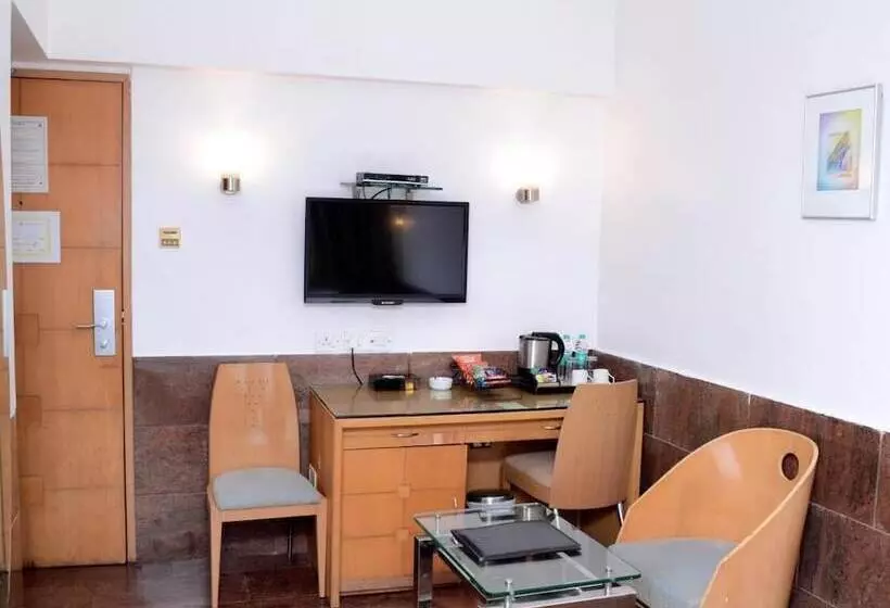 Fotos del hotel Ramee Guestline  Khar:  16