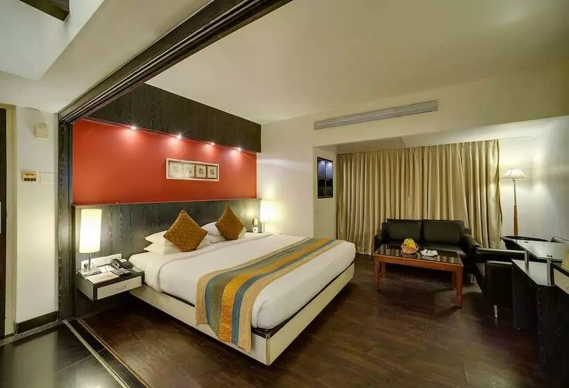 Fotos del hotel Ramee Guestline  Khar:  7