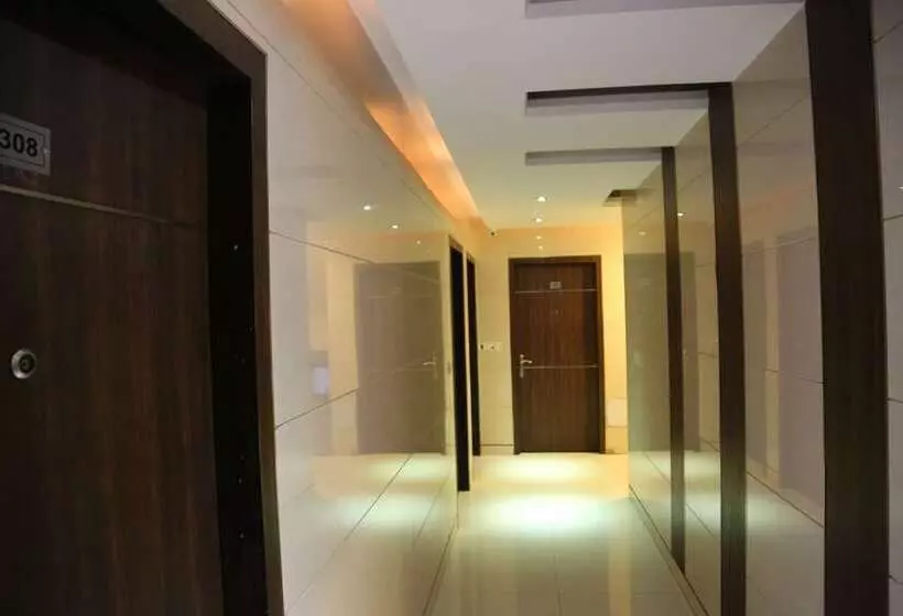 Fotos del hotel Sri Nanak Continental:  4