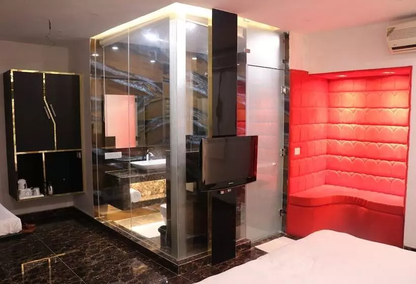 Fotos del hotel Sri Nanak Continental:  5