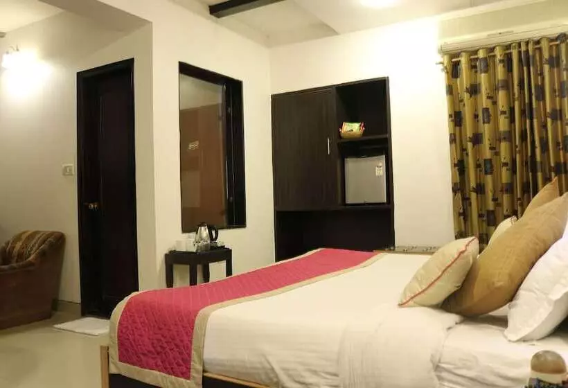 Fotos del hotel Sri Nanak Continental:  17